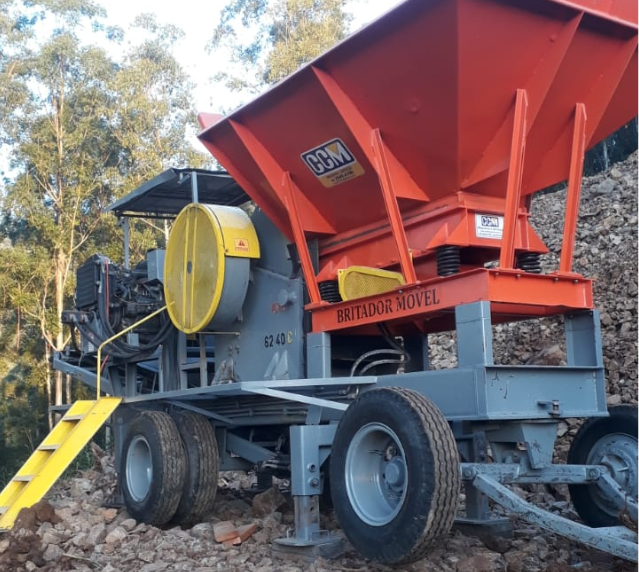 BRITADOR MOVEL CCM6240 ANO 2018 